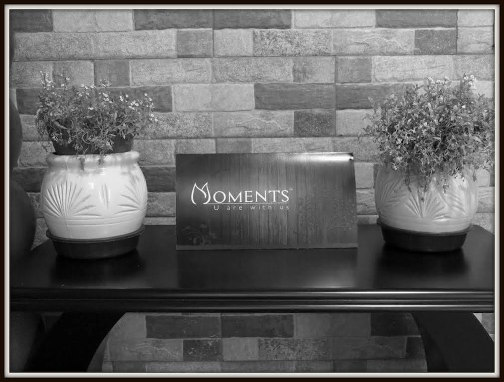 Moments Hotel Kolkata Exterior photo